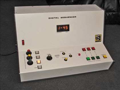 Oberheim-DS2 A original CV / gate sequencer